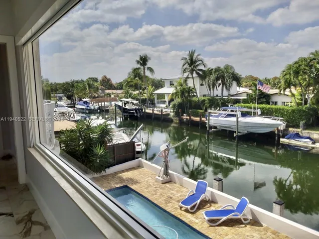4-bedroom rental at 13240 Ortega Lane, North Miami