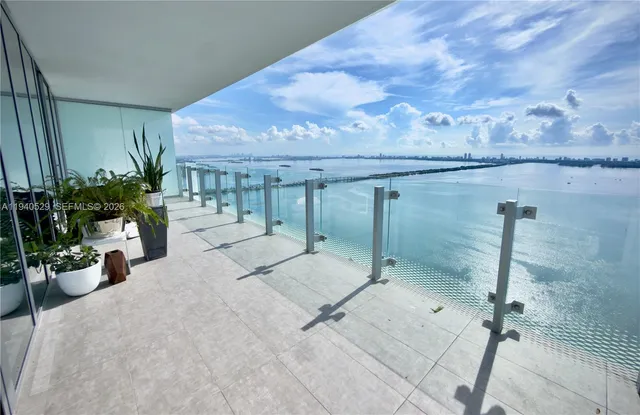 4-bedroom rental at 700 NE 26th Terrace #4403, Miami
