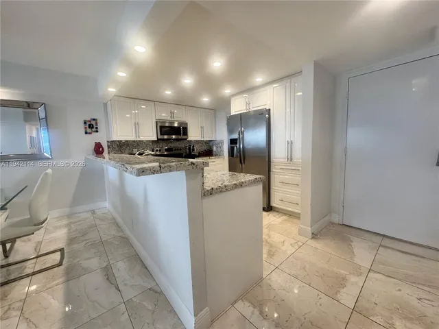 2-bedroom rental at 3800 S Ocean Drive #519, Hollywood