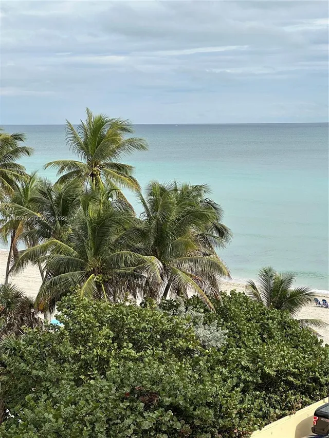 1-bedroom rental at 2501 S Ocean Drive #507, Hollywood