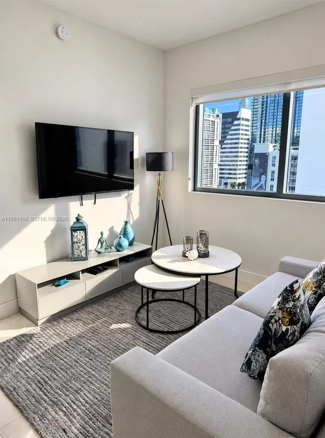 1-bedroom rental at 239 SW 9th Street #1405, Miami