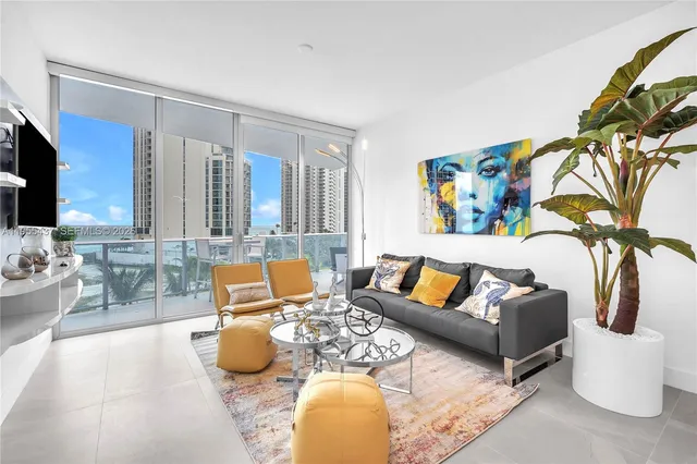2-bedroom rental at 17550 Collins Avenue #603, Sunny Isles Beach