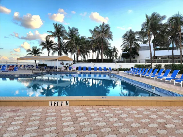 2-bedroom rental at 3505 S Ocean Drive #901, Hollywood