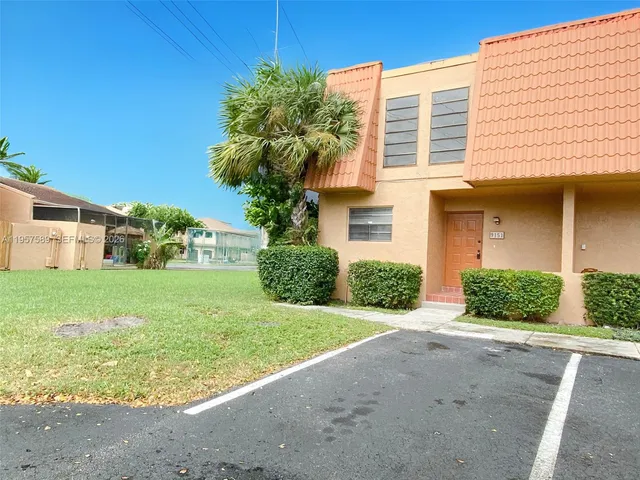3-bedroom rental at 9151 Orchid Tree Lane #131, Pembroke Pines