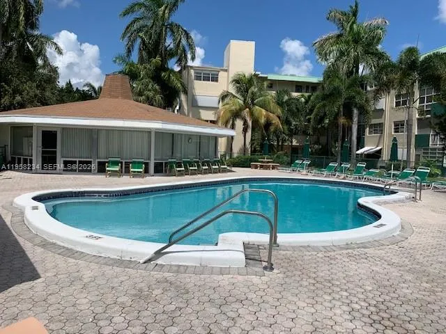 1-bedroom rental at 1333 Hallandale Beach Boulevard #131, Hallandale Beach