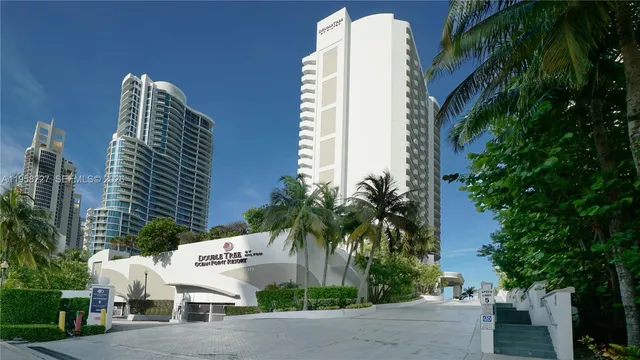 1-bedroom rental at 17375 Collins Avenue #2304, Sunny Isles Beach