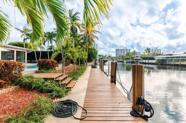 4-bedroom rental at 636 Hibiscus Drive #0, Hallandale Beach