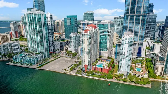 2-bedroom rental at 1155 Brickell Bay Drive #2203, Miami