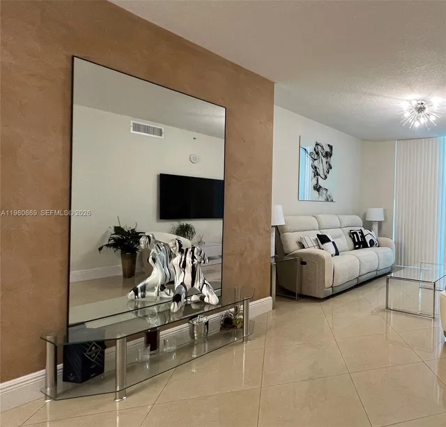 2-bedroom rental at 16699 Collins Avenue #4204, Sunny Isles Beach