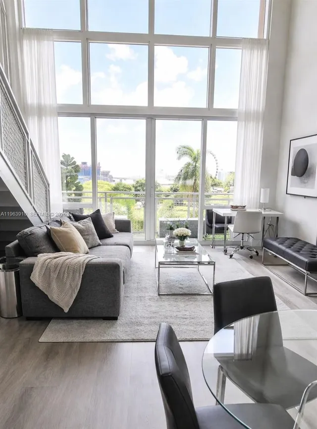 1-bedroom rental at 253 NE 2nd Street #433, Miami