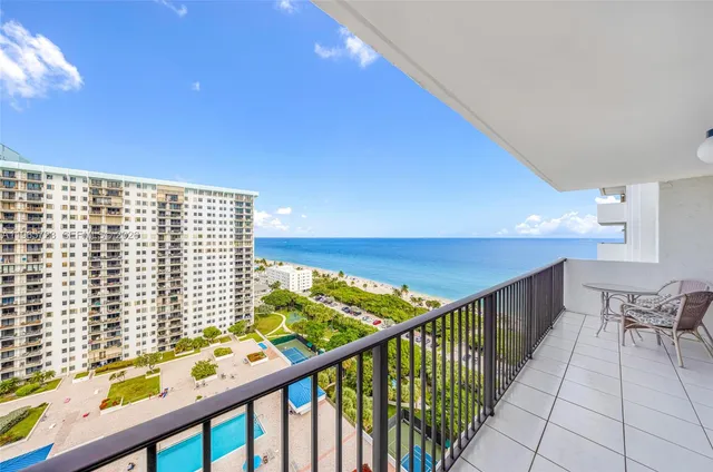 2-bedroom rental at 1201 S Ocean Drive #1903S, Hollywood