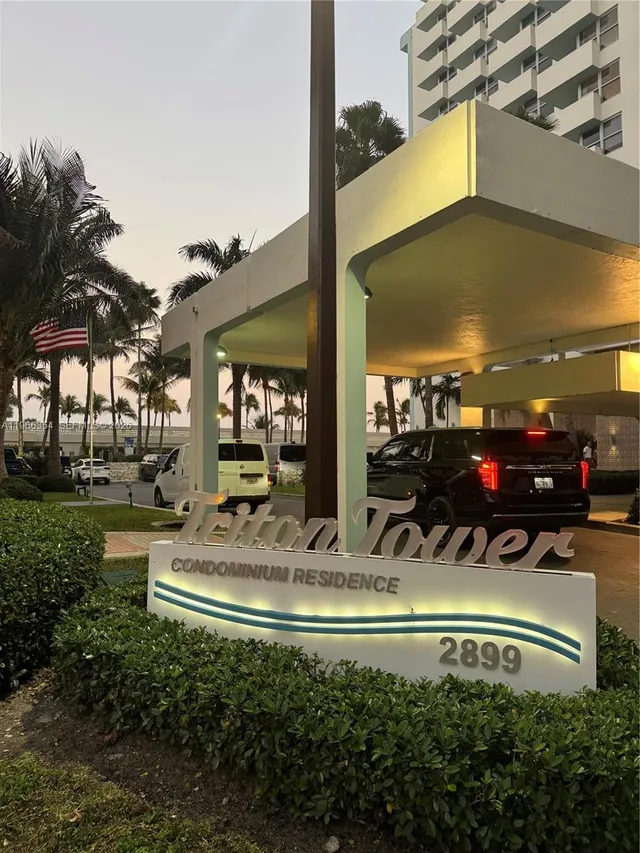 1-bedroom rental at 2899 Collins Avenue #936, Miami Beach