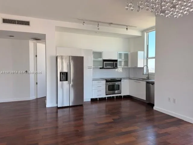 1-bedroom rental at 133 NE 2nd Avenue #3213, Miami