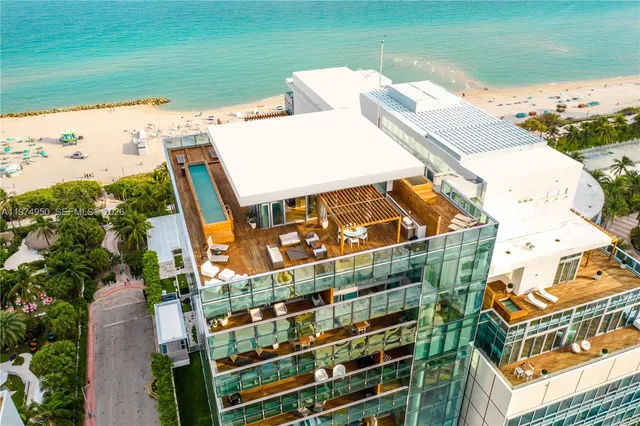 4-bedroom rental at 2901 E Collins Avenue #1602, Miami Beach