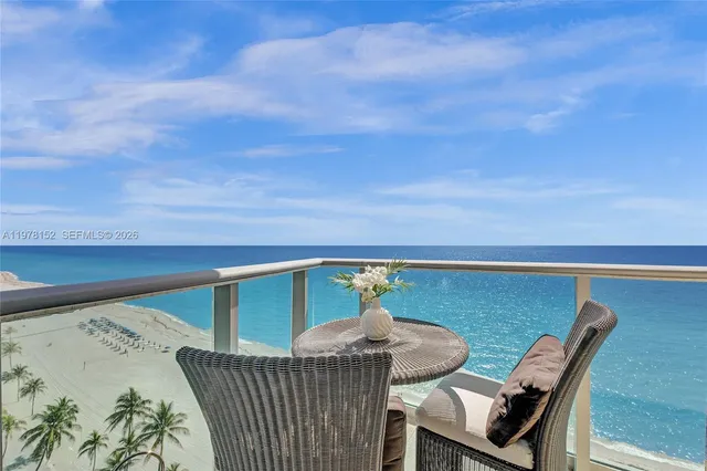 2-bedroom rental at 2501 S Ocean Drive #1510, Hollywood