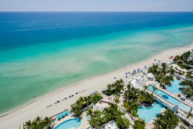 3-bedroom rental at 3535 S Ocean Drive #905, Hollywood