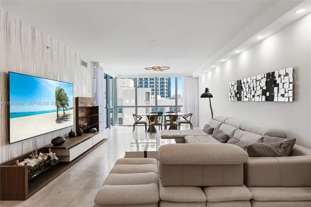 2-bedroom rental at 3101 S Ocean Drive #1504, Hollywood