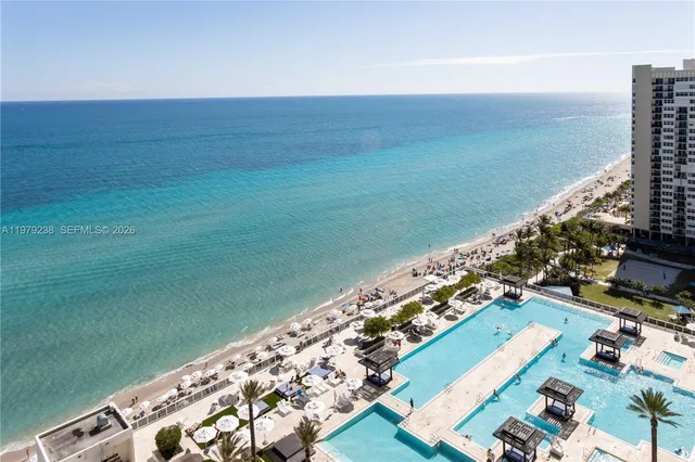 1-bedroom rental at 1830 S Ocean Drive #2105, Hallandale Beach