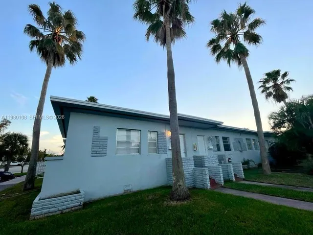 2-bedroom rental at 1900 Calais Drive #1904, Miami Beach