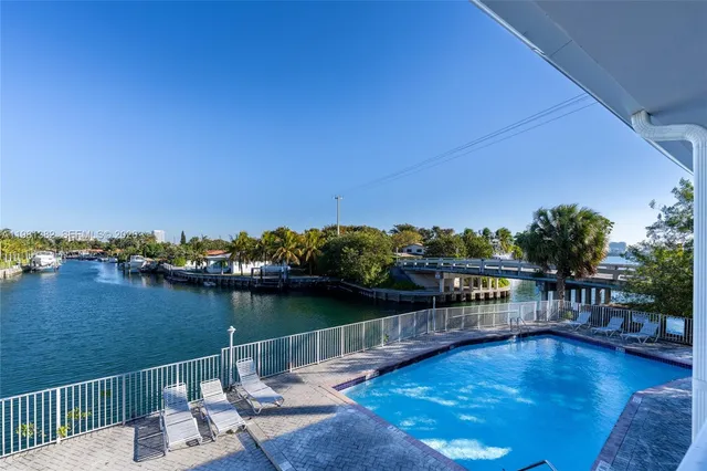 1-bedroom rental at 2225 NE 123rd Street #215, North Miami