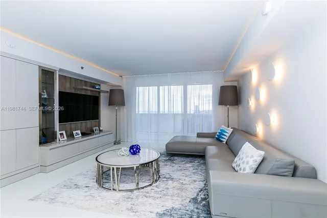 3-bedroom rental at 1830 S Ocean Drive #2903, Hallandale Beach