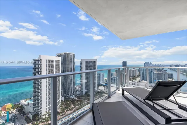 2-bedroom rental at 4010 S Ocean Drive #T3609, Hollywood