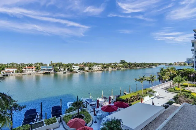 2-bedroom rental at 5600 Collins Avenue #5R, Miami Beach