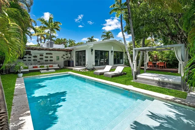 3-bedroom rental at 1865 Daytonia Road, Miami Beach