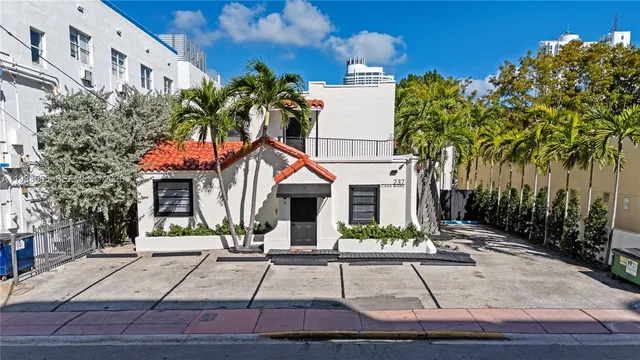 1-bedroom rental at 237 38th Street #4, Miami Beach