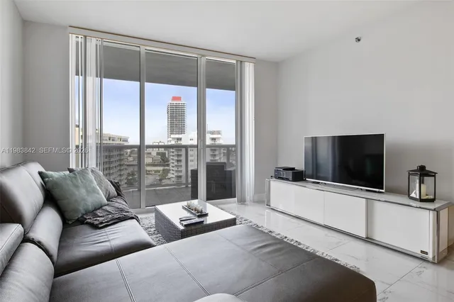 2-bedroom rental at 1800 S Ocean Drive #909, Hallandale Beach
