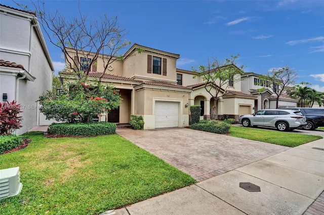 3-bedroom rental at 760 NE 193rd Terrace, Miami