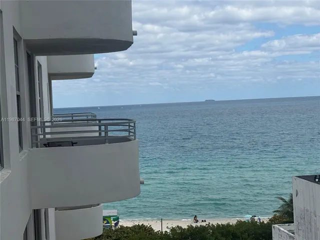 2-bedroom rental at 5555 Collins Avenue #8R, Miami Beach