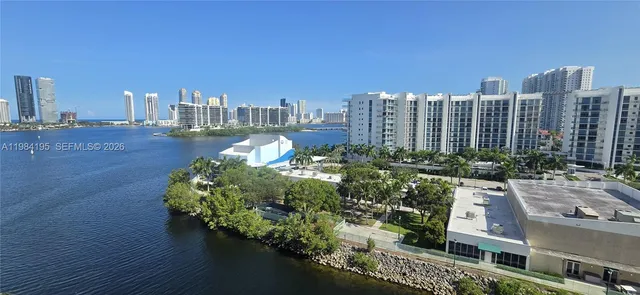 3-bedroom rental at 3330 NE 190th Street #1018, Aventura