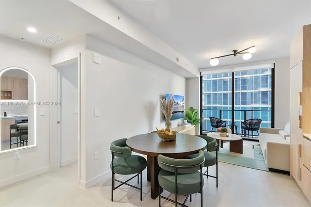 1-bedroom rental at 11 NE 6th Street #1805, Miami