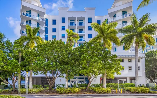 3-bedroom rental at 3030 NE 188th Street #602, Aventura