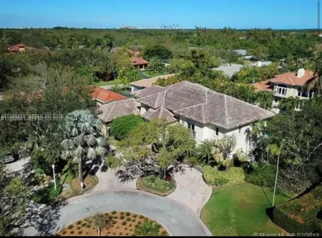 5-bedroom rental at 673 Destacada Avenue, Coral Gables