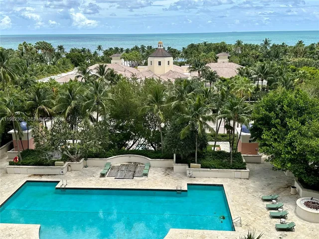 3-bedroom rental at 785 Crandon Blvd 803 #803, Key Biscayne