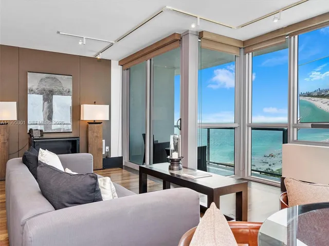 2-bedroom rental at 101 20th Street #3302, Miami Beach
