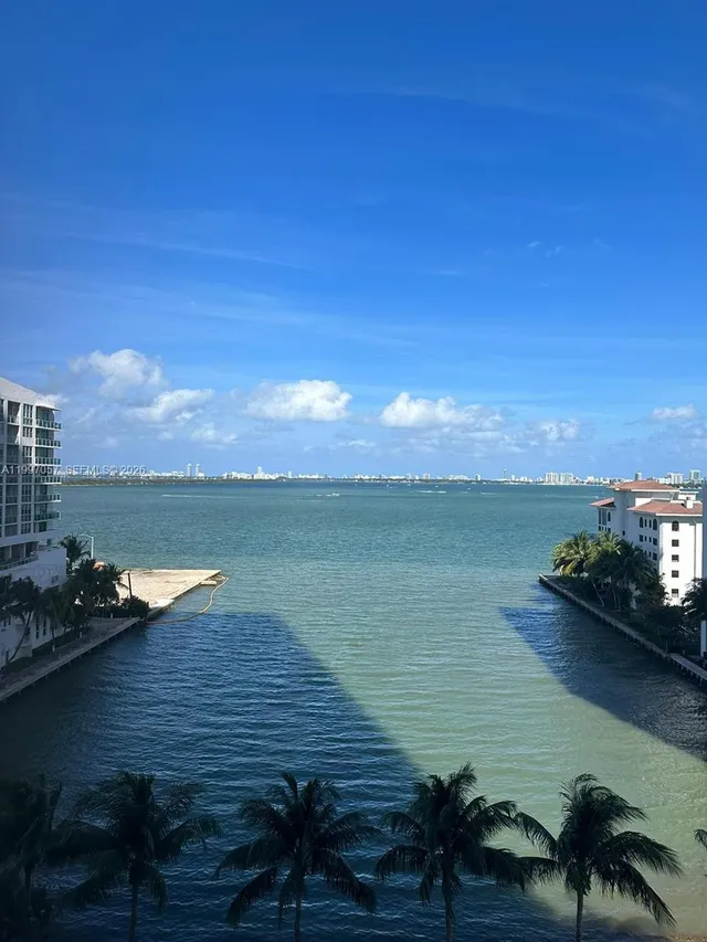 2-bedroom rental at 460 NE 28th Street #705, Miami