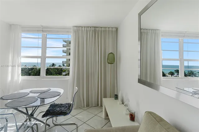 1-bedroom rental at 100 Lincoln Road #638, Miami Beach