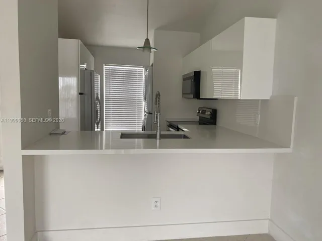 2-bedroom rental at 219 SE 8th Street #601, Hallandale Beach