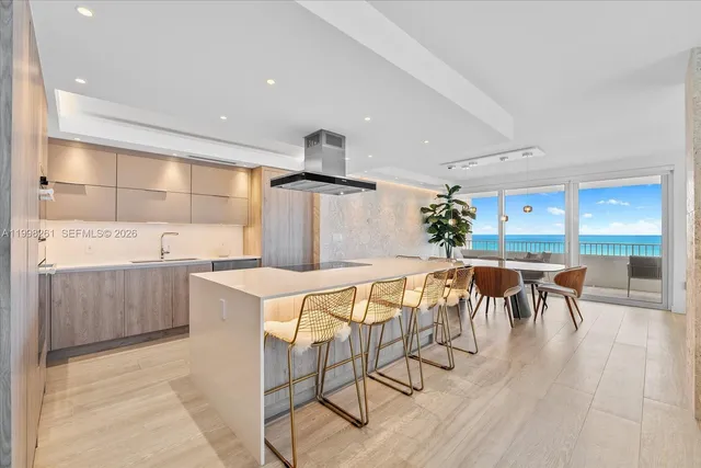 3-bedroom rental at 199 Ocean Lane Drive #1001, Key Biscayne