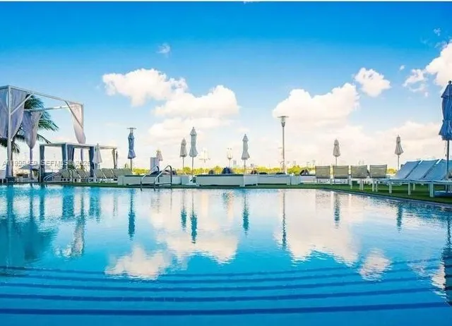1-bedroom rental at 1100 W Ave 409 #409, Miami Beach
