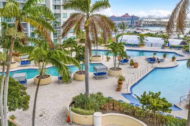 2-bedroom rental at 253 NE 2nd Street #1109, Miami