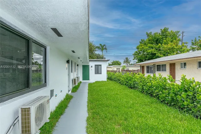 1-bedroom rental at 6125 SW 40th Court #4, Miramar