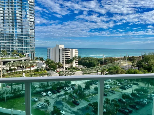 2-bedroom rental at 100 Bayview Drive #1006, Sunny Isles Beach