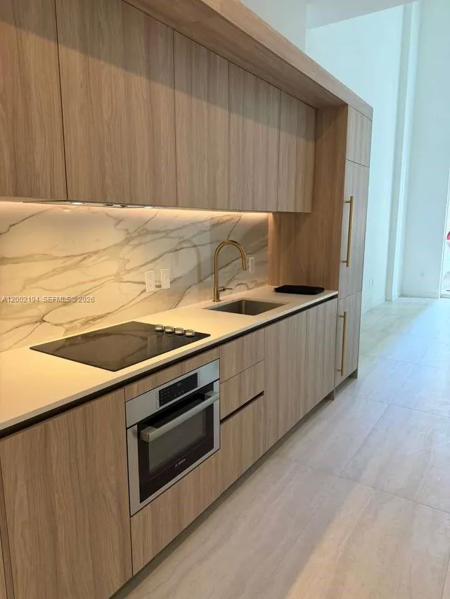 1-bedroom rental at 77 SE 5th Street #1011, Miami