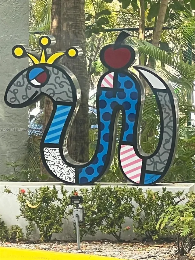 2-bedroom rental at 850 N Miami Avenue #W1806, Miami