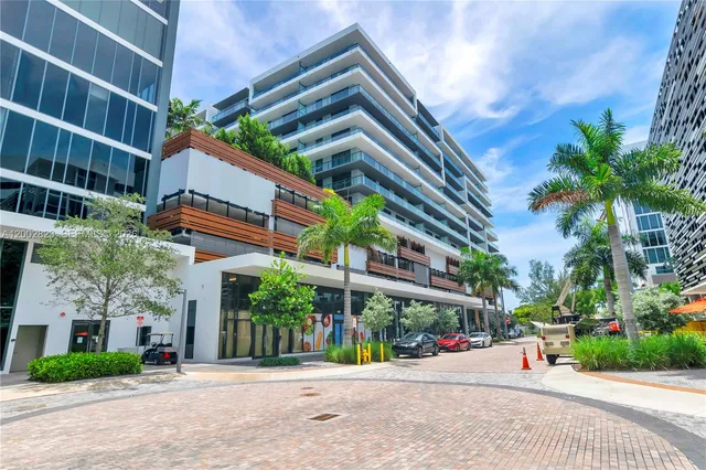3-bedroom rental at 2960 NE 207 Th Street #705, Aventura