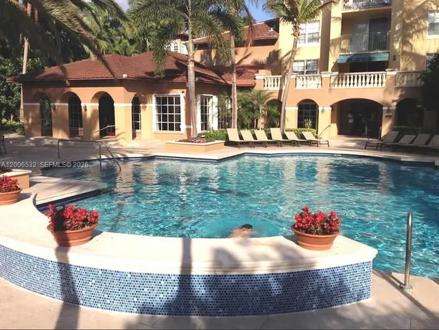 2-bedroom rental at 19999 E Country Club Drive #1303, Aventura